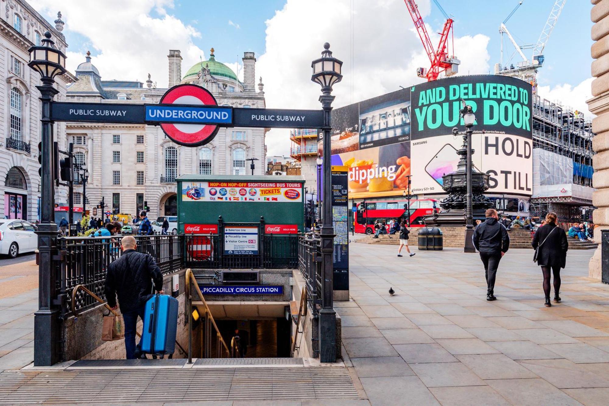 Welcome London Piccadilly Circus Exterior foto